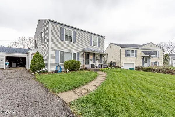 3693 Lakepointe Drive, Northwood, OH 43619