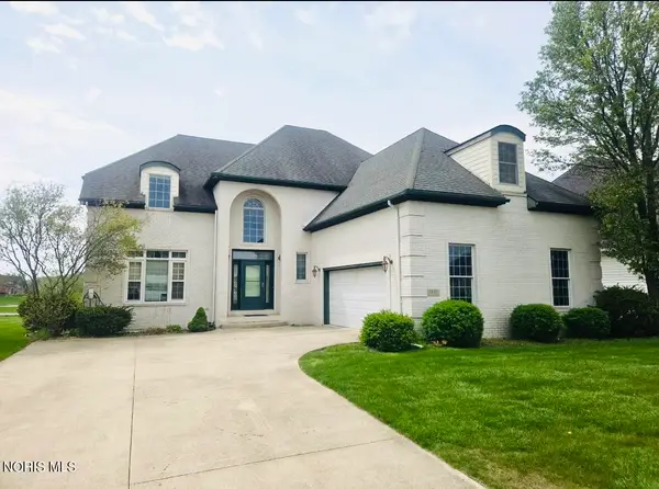 1447 Muirfield Drive, Bowling Green, OH 43402