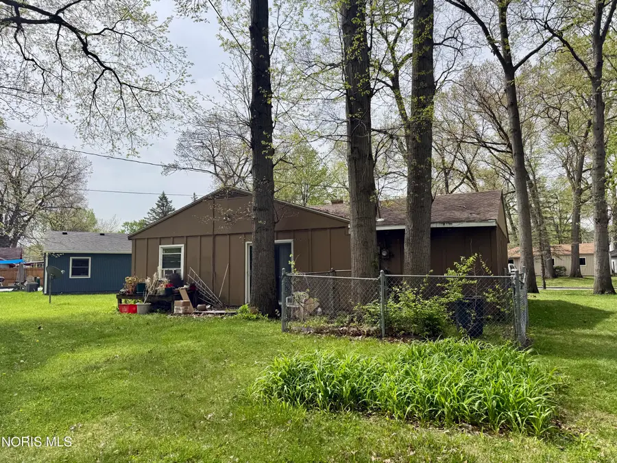 101 Abbotswood Drive, Toledo, OH 43615 - #2