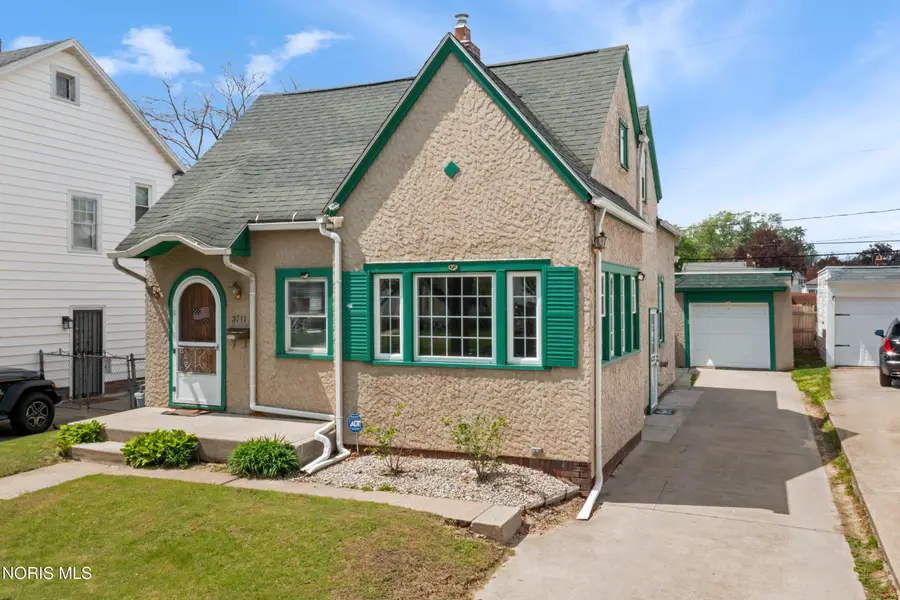 3711 Sherbrooke Road, Toledo, OH 43613 - #2