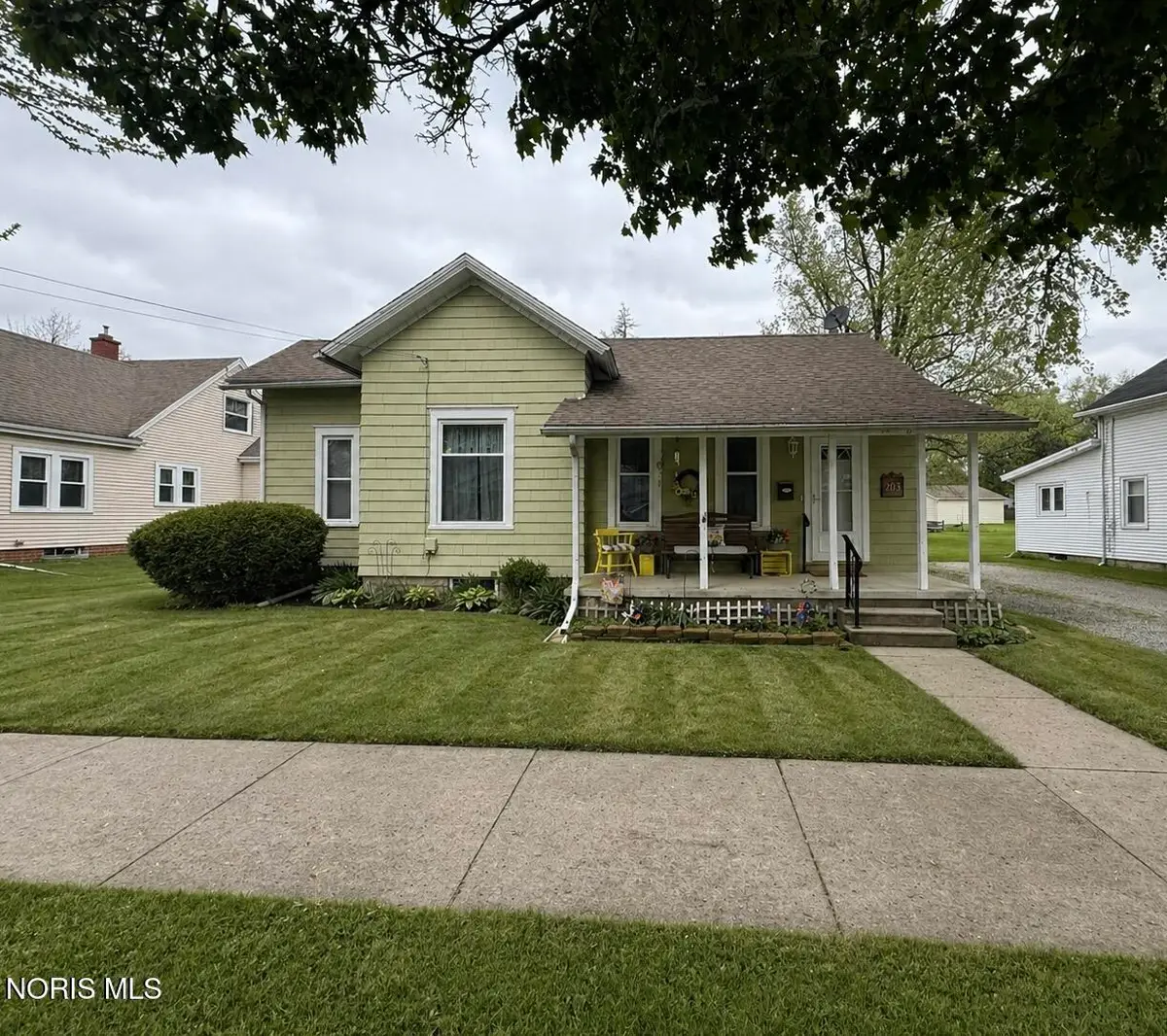 203 E Leggett Street, Wauseon, OH 43567 - #1