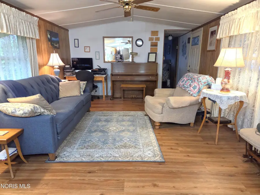 1910 Southshore Drive, Findlay, OH 45840 - #3