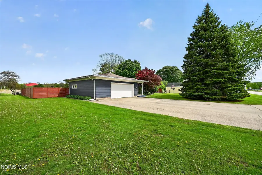 18514 Tontogany Creek Road, Bowling Green, OH 43402 - #2