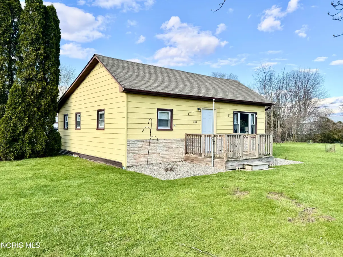 600 Perry Street, Hicksville, OH 43526 - #1