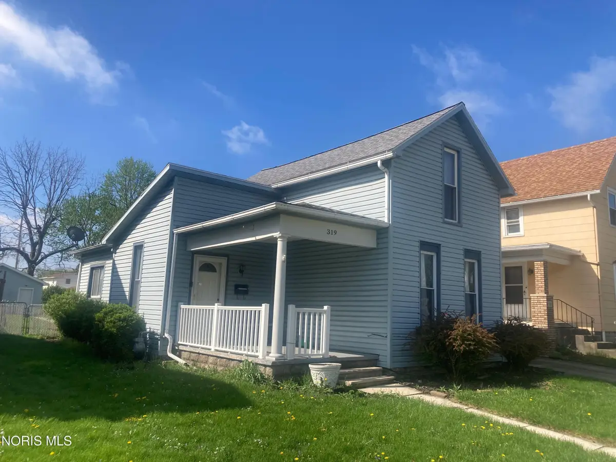 319 Locust Street, Findlay, OH 45840 - #1