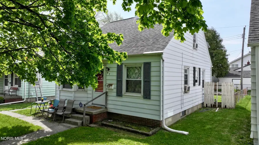 917 Eleanor Avenue, Toledo, OH 43612 - #3