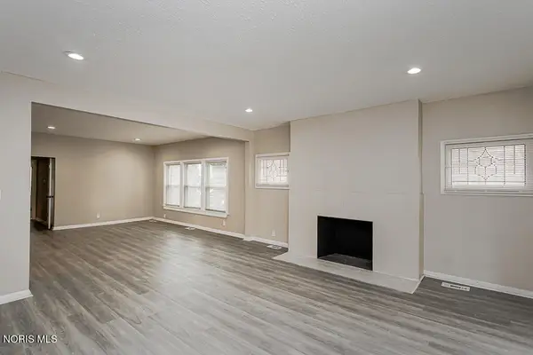2337 Parkwood Avenue, Toledo, OH 43620