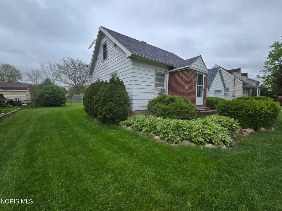 420 N Brunell Street, Wauseon, OH 43567 - #3