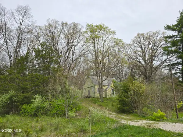 21549 Bowman Road, Defiance, OH 43512