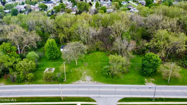 2601 Mechanic Street, Oregon, OH 43616