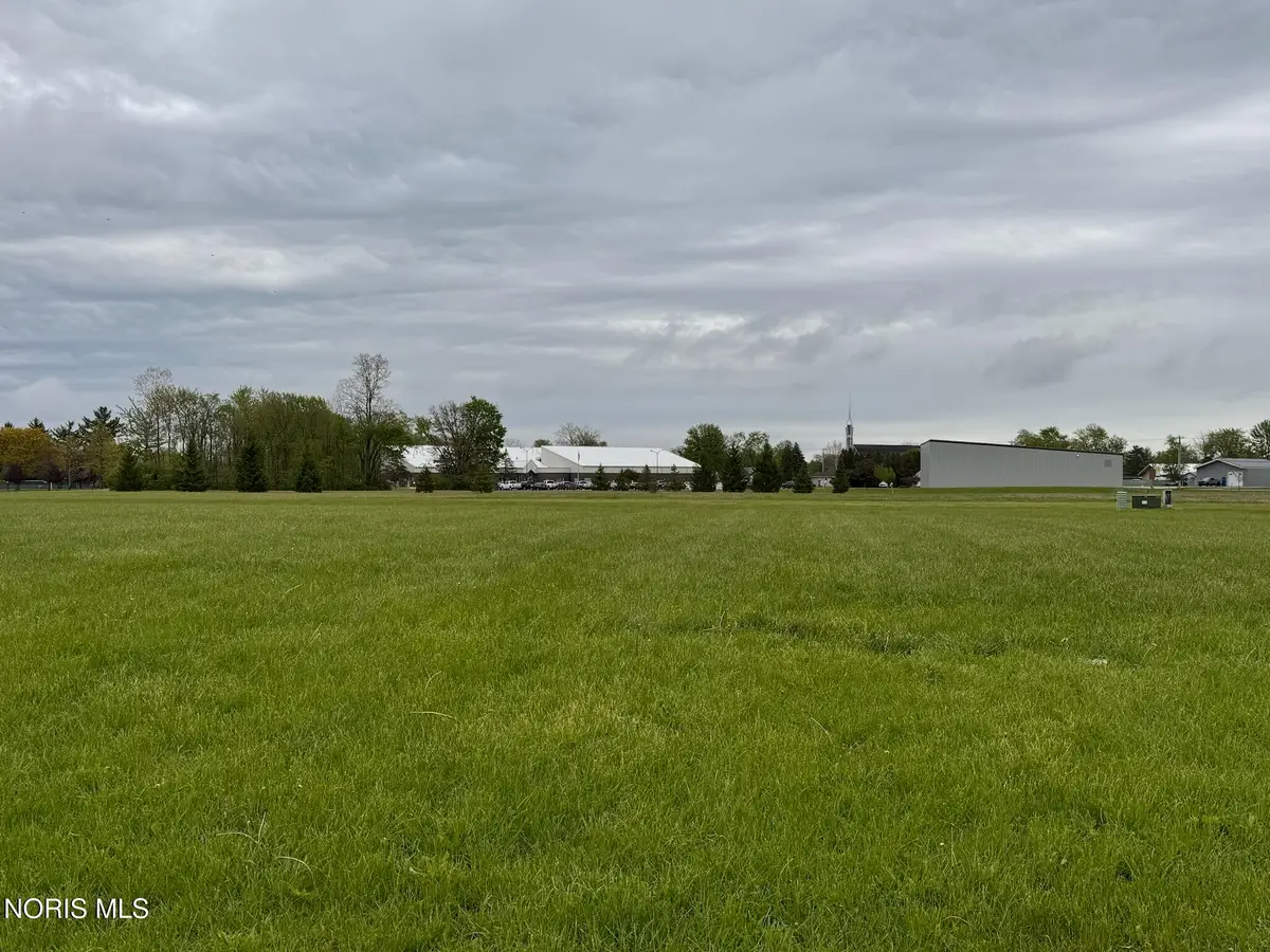 901 Stonehedge Drive, Bryan, OH 43506 - #1