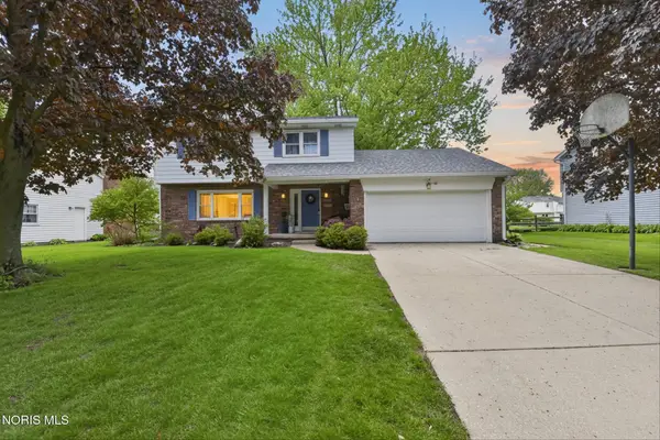 6107 Wakefield Drive, Sylvania, OH 43560