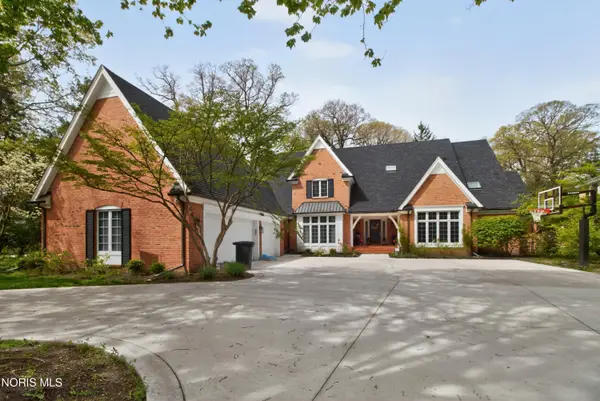 2709 Westchester Road, Ottawa Hills, OH 43615
