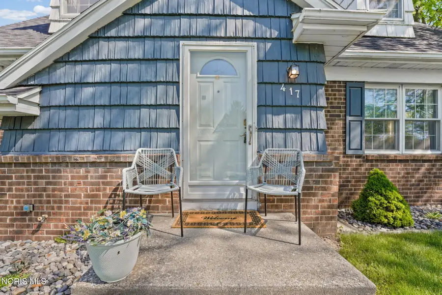 417 Harris Court, Maumee, OH 43537 - #2
