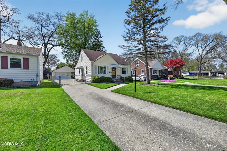 4929 Luann Avenue, Toledo, OH 43623 - #3