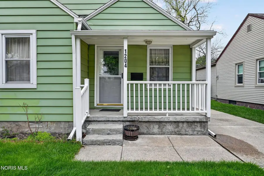 1204 Higley Street, Toledo, OH 43612 - #2