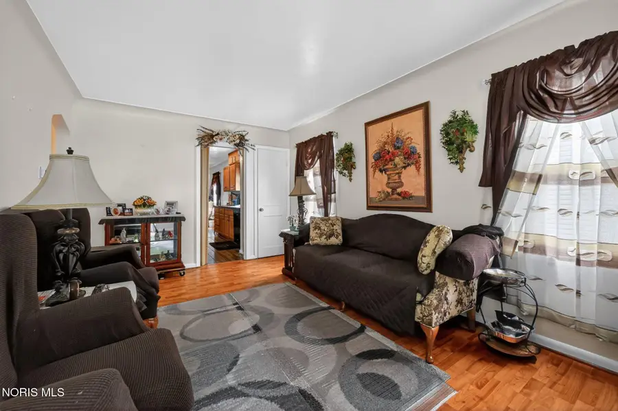 1204 Higley Street, Toledo, OH 43612 - #3