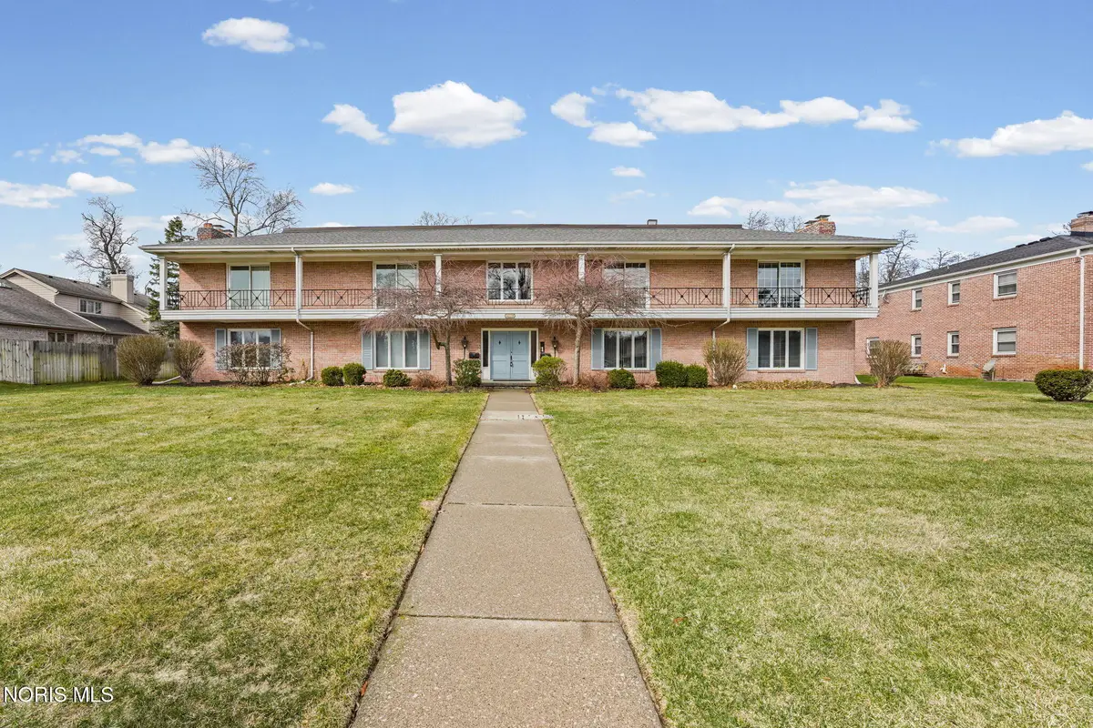 4025 Sherwood Forest Manor Road #Apt 4, Toledo, OH 43623 - #1