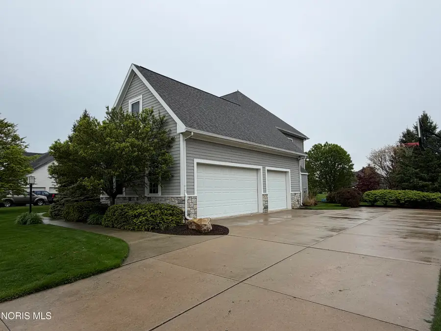 5853 Green Ivy Lane, Monclova, OH 43542 - #3