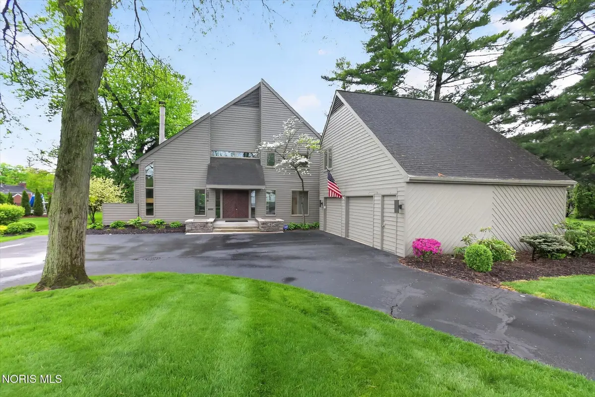4341 Indian Road, Ottawa Hills, OH 43615 - #1