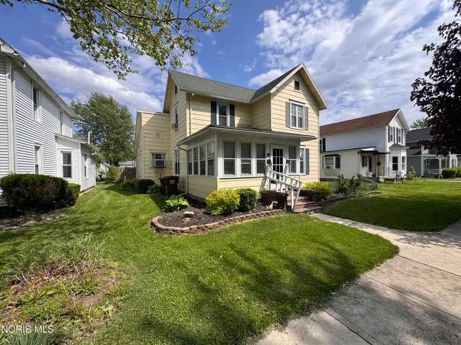 205 S Patterson Street, Gibsonburg, OH 43431 - #3
