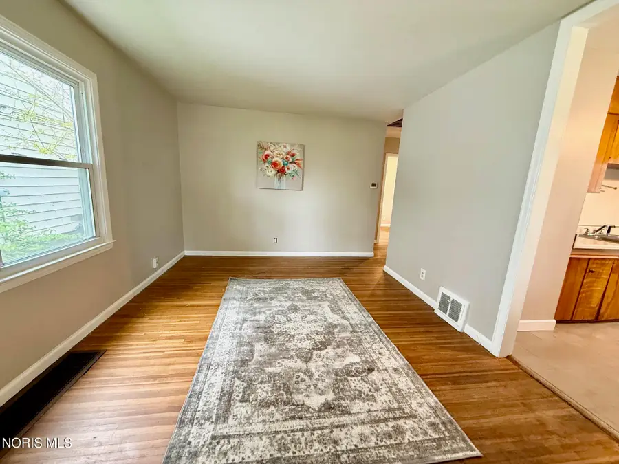952 Francis Avenue, Toledo, OH 43609 - #2