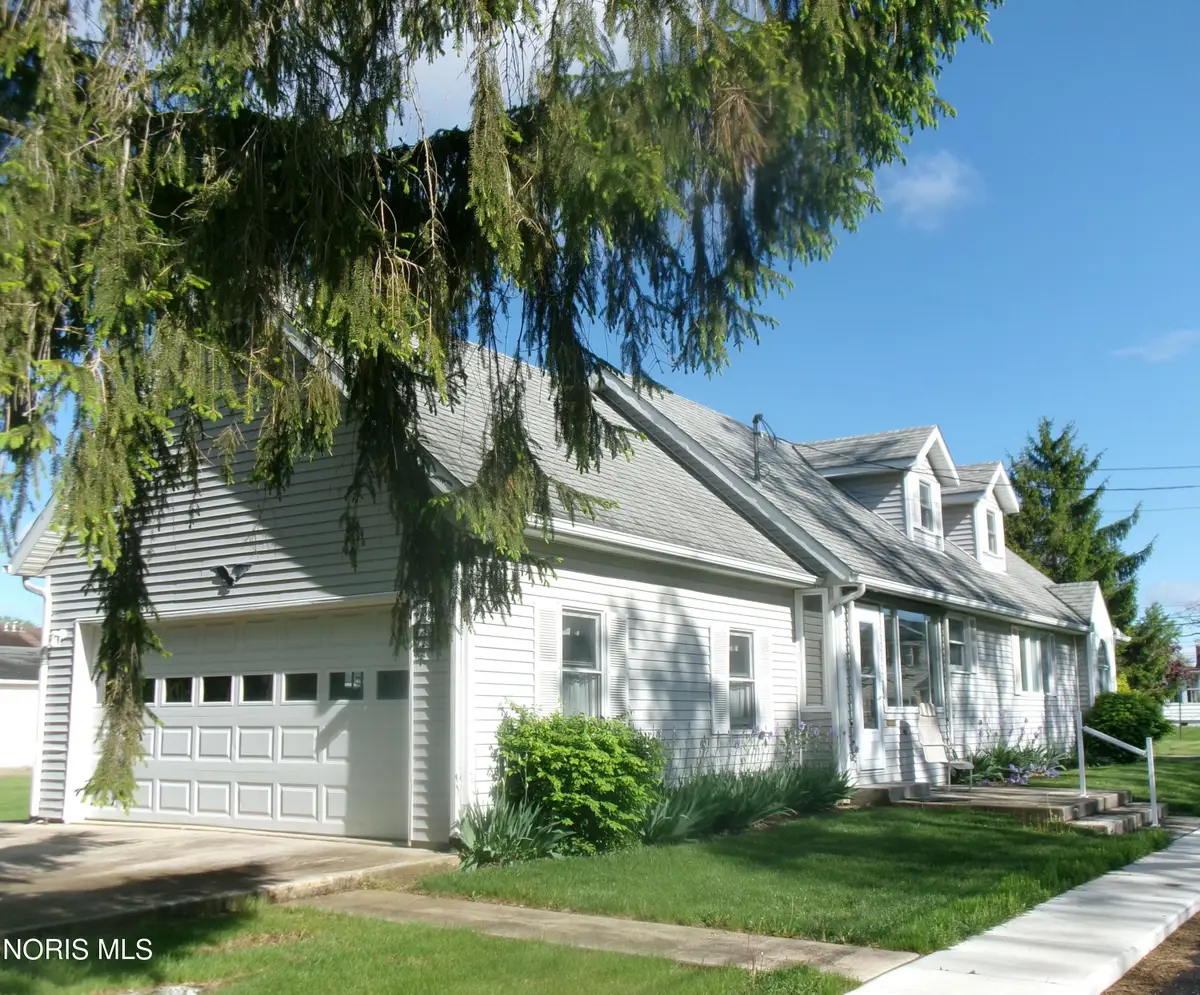 742 E 2nd Street, Ottawa, OH 45875 - #1