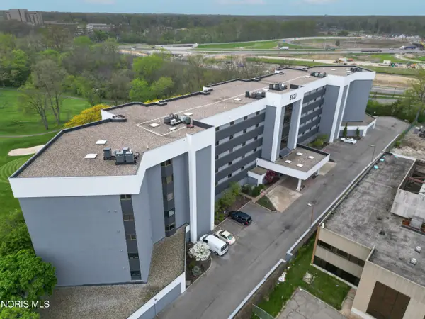 5831 Monroe Street #406, Sylvania, OH 43560