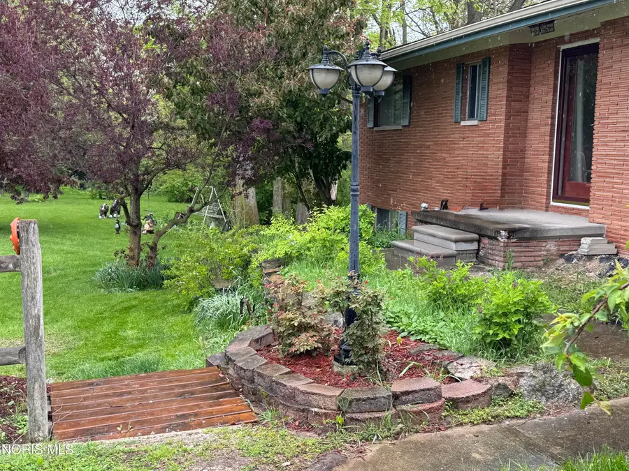 19270 W State Route 105, Elmore, OH 43416 - #2