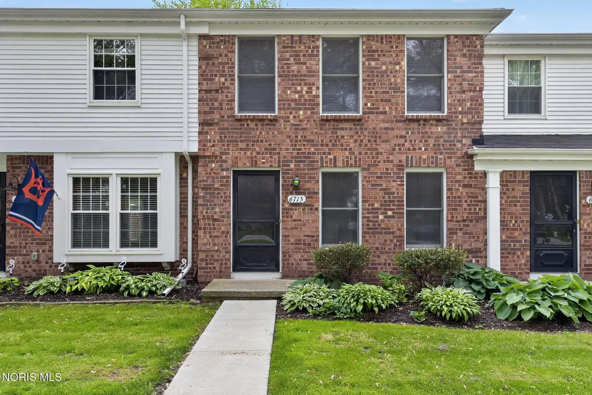 6715 Garden Road, Maumee, OH 43537 - #1