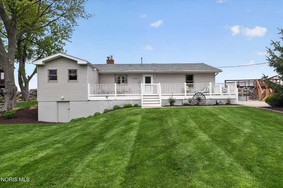 12205 Lagoon Drive, Curtice, OH 43412 - #2