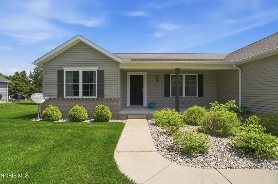 5980 Arapaho Avenue, Walbridge, OH 43465 - #3