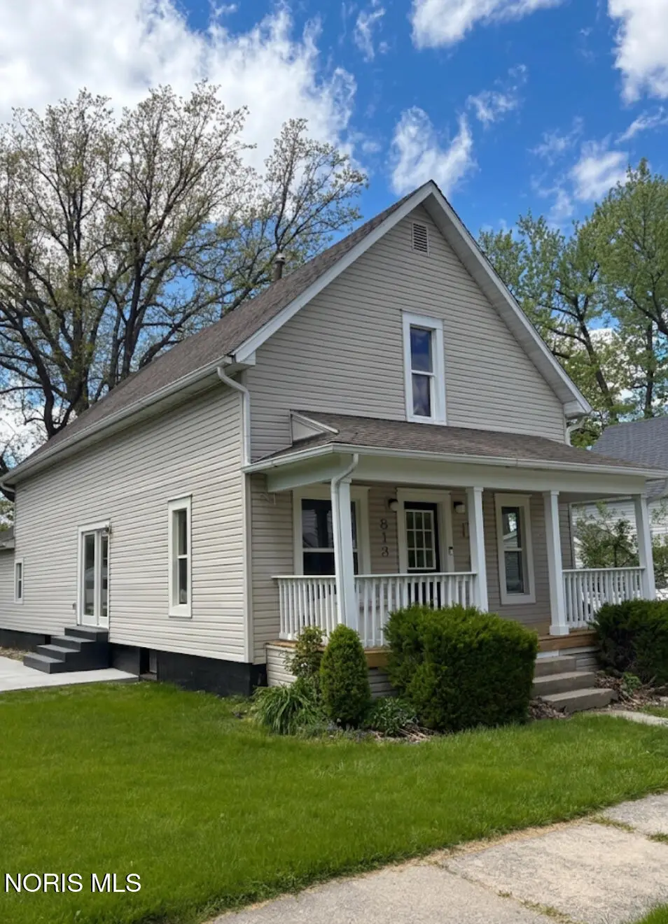 813 Delaware Avenue, Montpelier, OH 43543 - #1