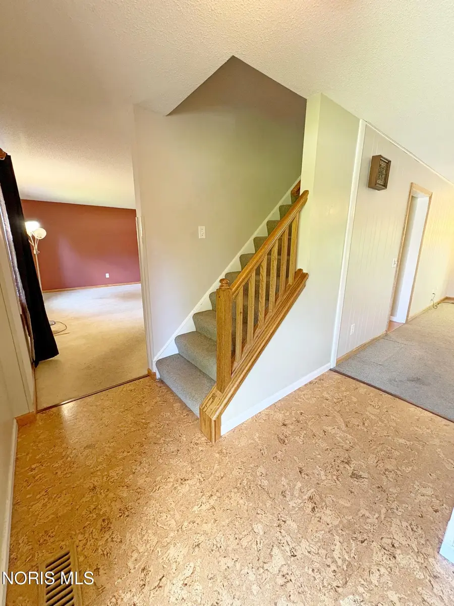1014 Partridge Lane, Bowling Green, OH 43402 - #3