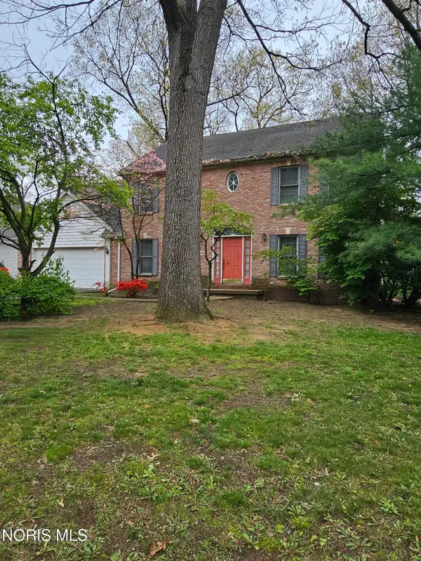 8342 Country Brook Drive, Holland, OH 43528