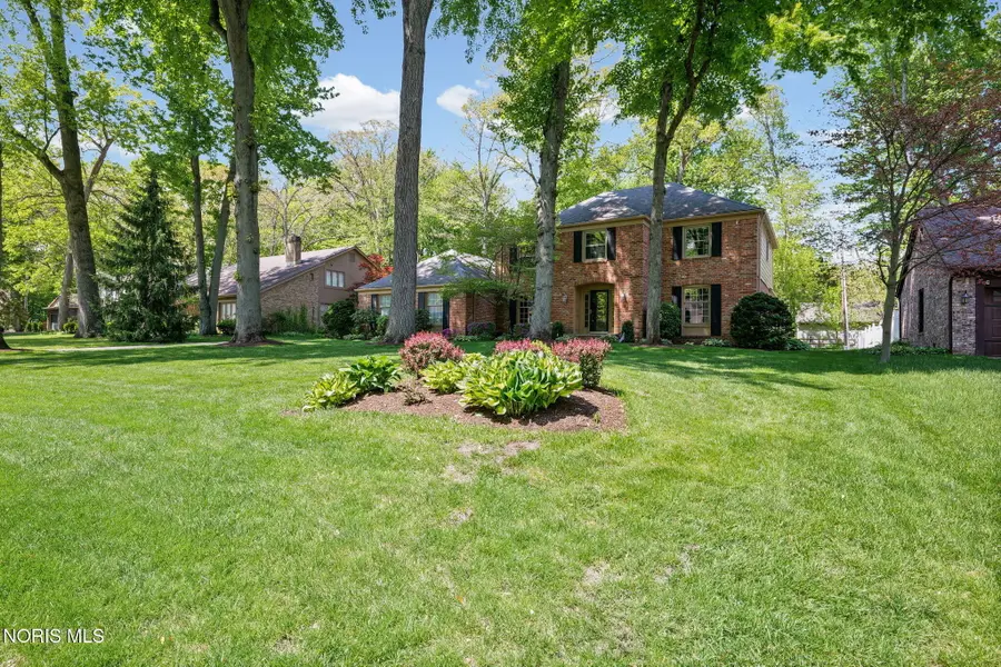 4538 Woodbriar Dr, Toledo, OH 43623 - #3