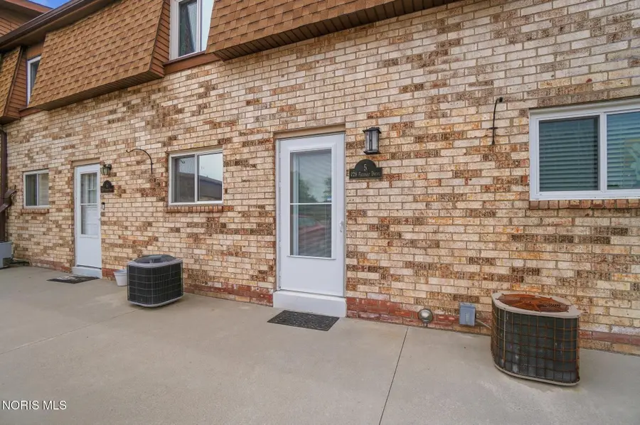 728 Fairway Drive #5, Wauseon, OH 43567 - #2