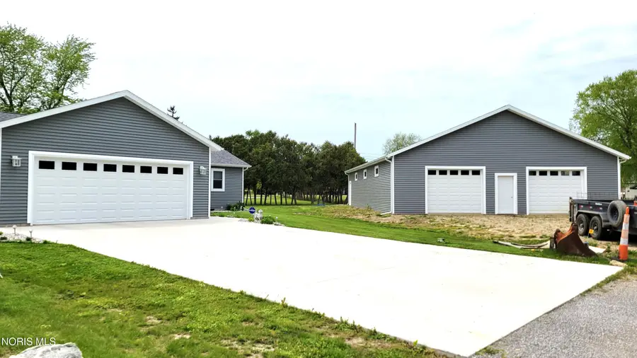 410 N Park Lane, Pioneer, OH 43554 - #2
