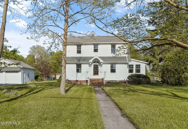 915 Washington Street, Genoa, OH 43430