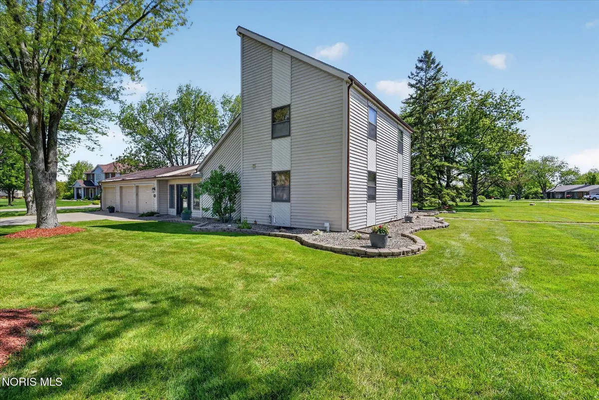 314 Dublin Lane, Bryan, OH 43506 - #1