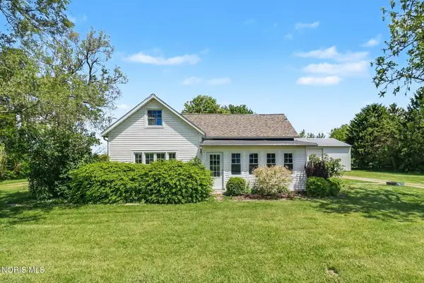6612 Holcomb Road, Pemberville, OH 43450