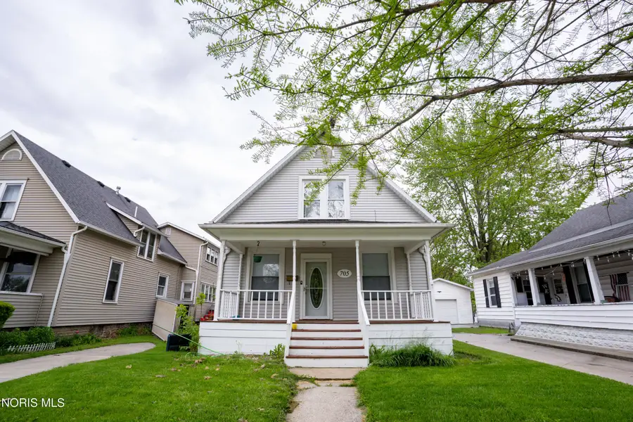 705 Perry Street, Defiance, OH 43512 - #2