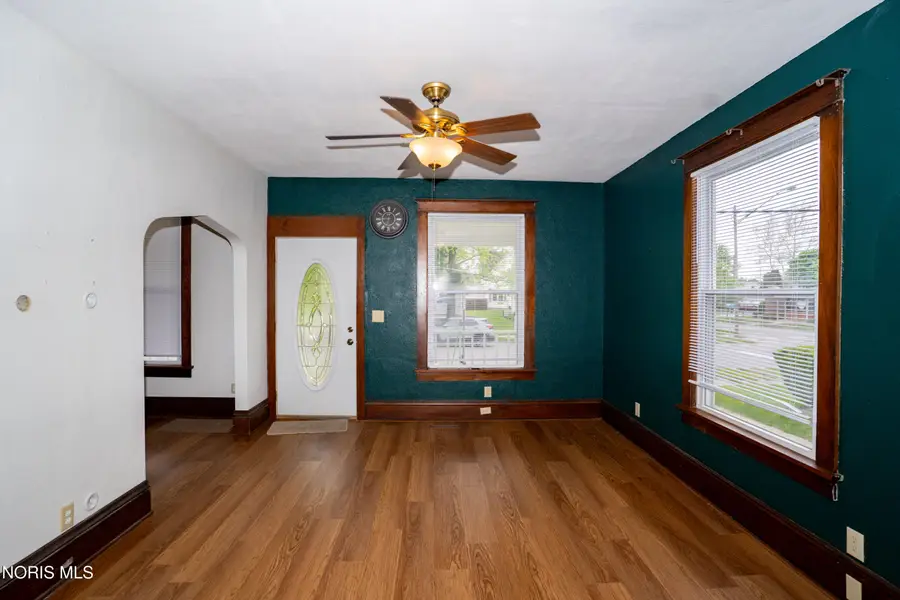 705 Perry Street, Defiance, OH 43512 - #3