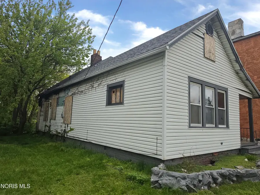 1412 Belmont Avenue, Toledo, OH 43607 - #3
