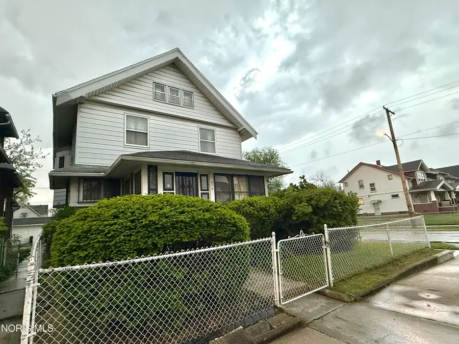 975 Woodland Avenue, Toledo, OH 43607 - #2