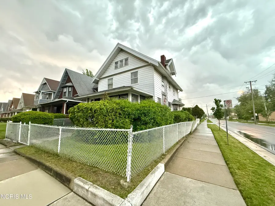 975 Woodland Avenue, Toledo, OH 43607 - #3