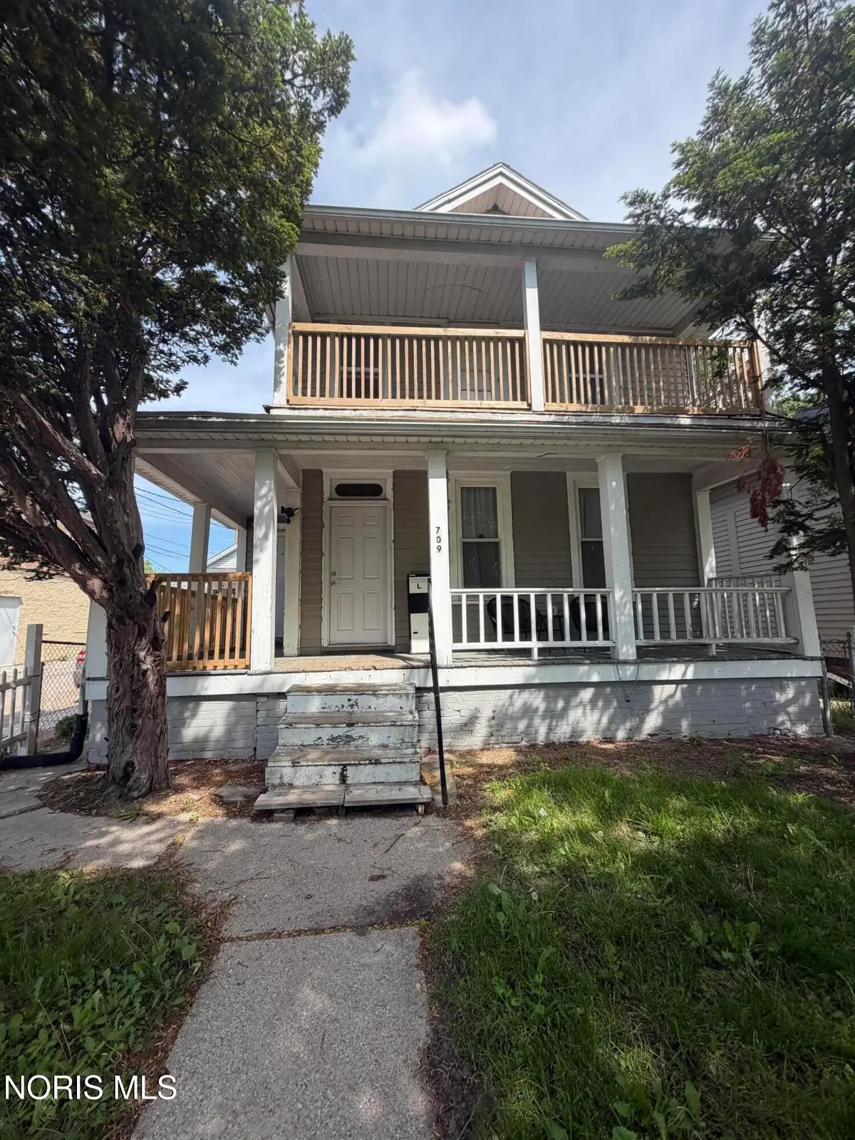 709 Thayer Street, Toledo, OH 43609 - #1