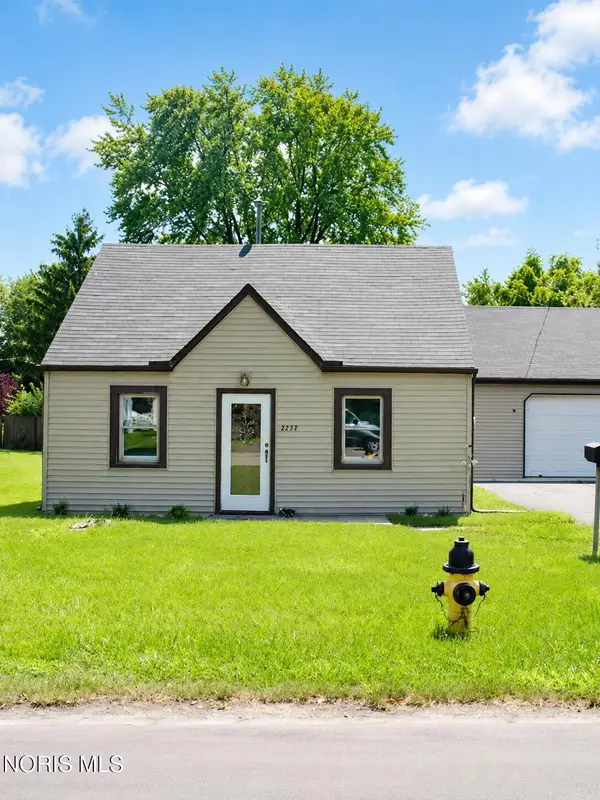 5235 Patriot Drive, Toledo, OH 43611