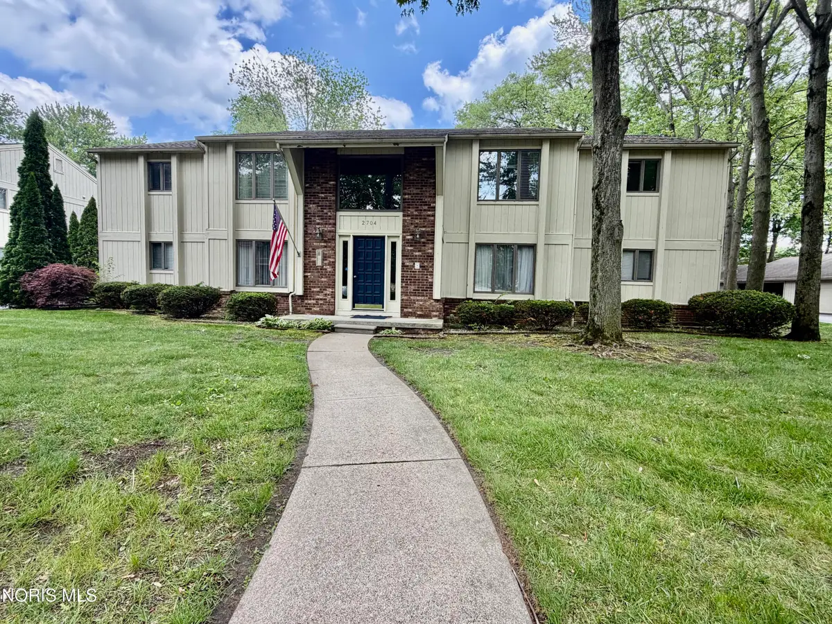 2704 Westcastle Drive #4, Toledo, OH 43615 - #1