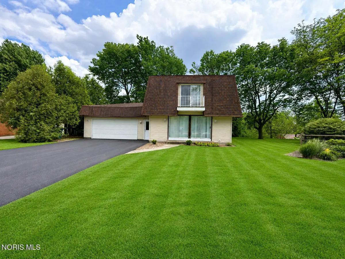 443 Overlook Drive, Waterville, OH 43566 - #1